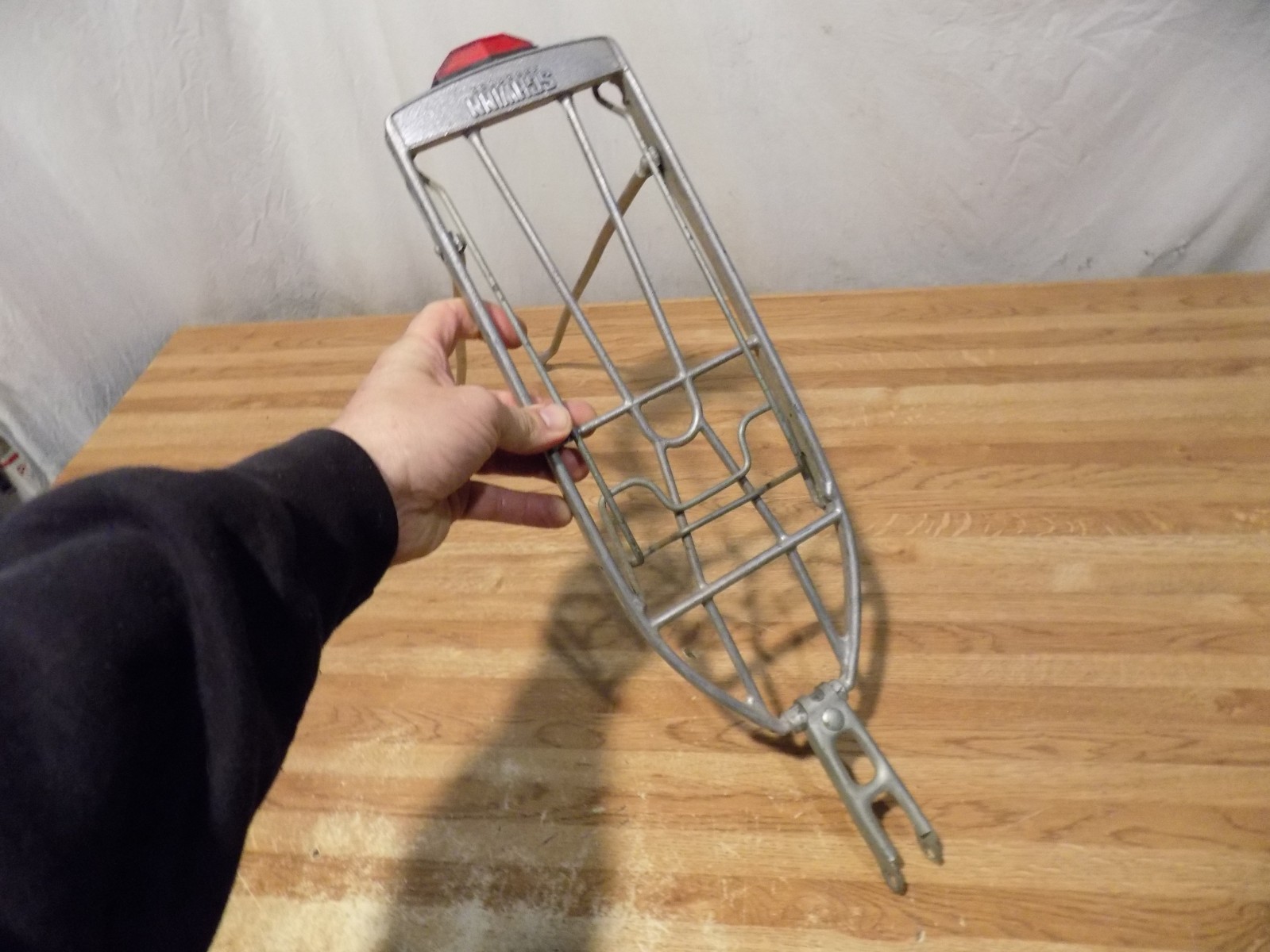 VINTAGE SCHWINN BICYCLE REAR CARRIER RACK RACER BREEZE LE TOUR CONTINENTAL 26 27