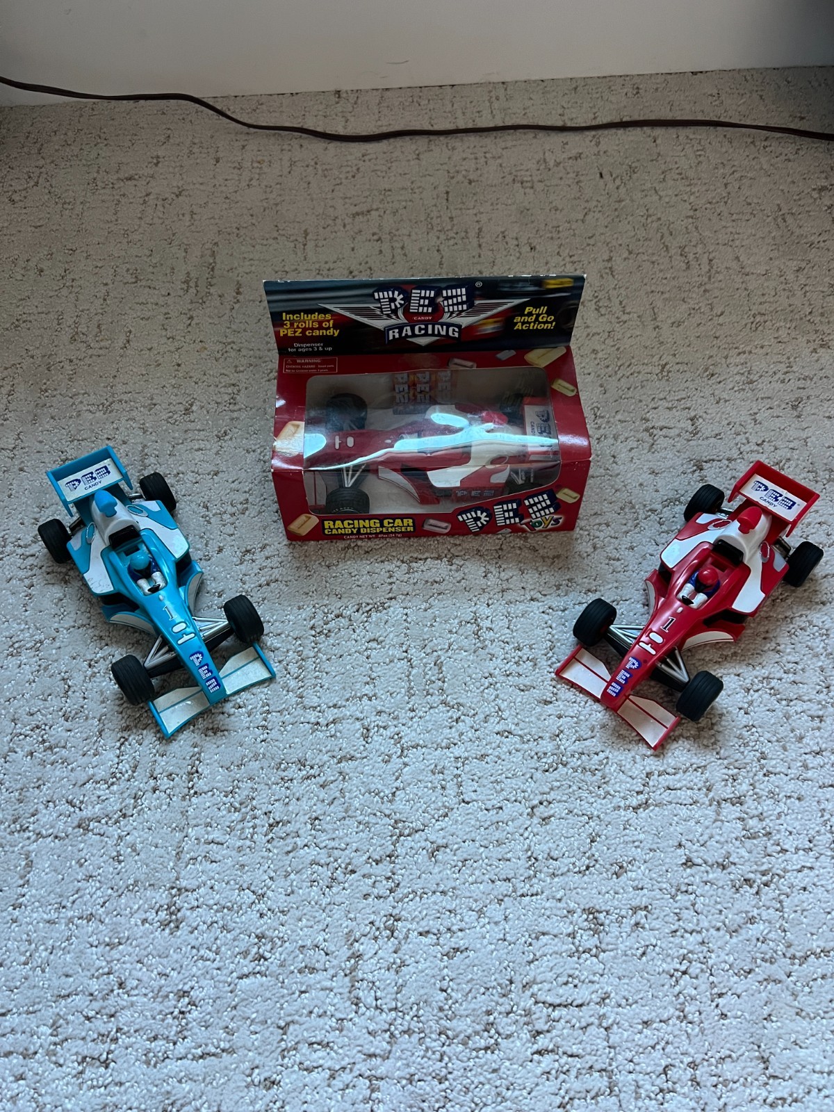 Formula 1 Race Car PEZ DISPENSER - Pull & Go TOY Candy Dispenser2003