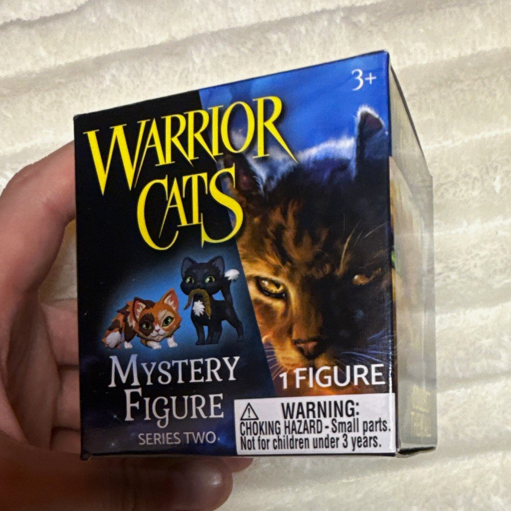 Warrior Cats Series Two Mystery Figure Blind Box 1pc Plastic 3+ Unopened