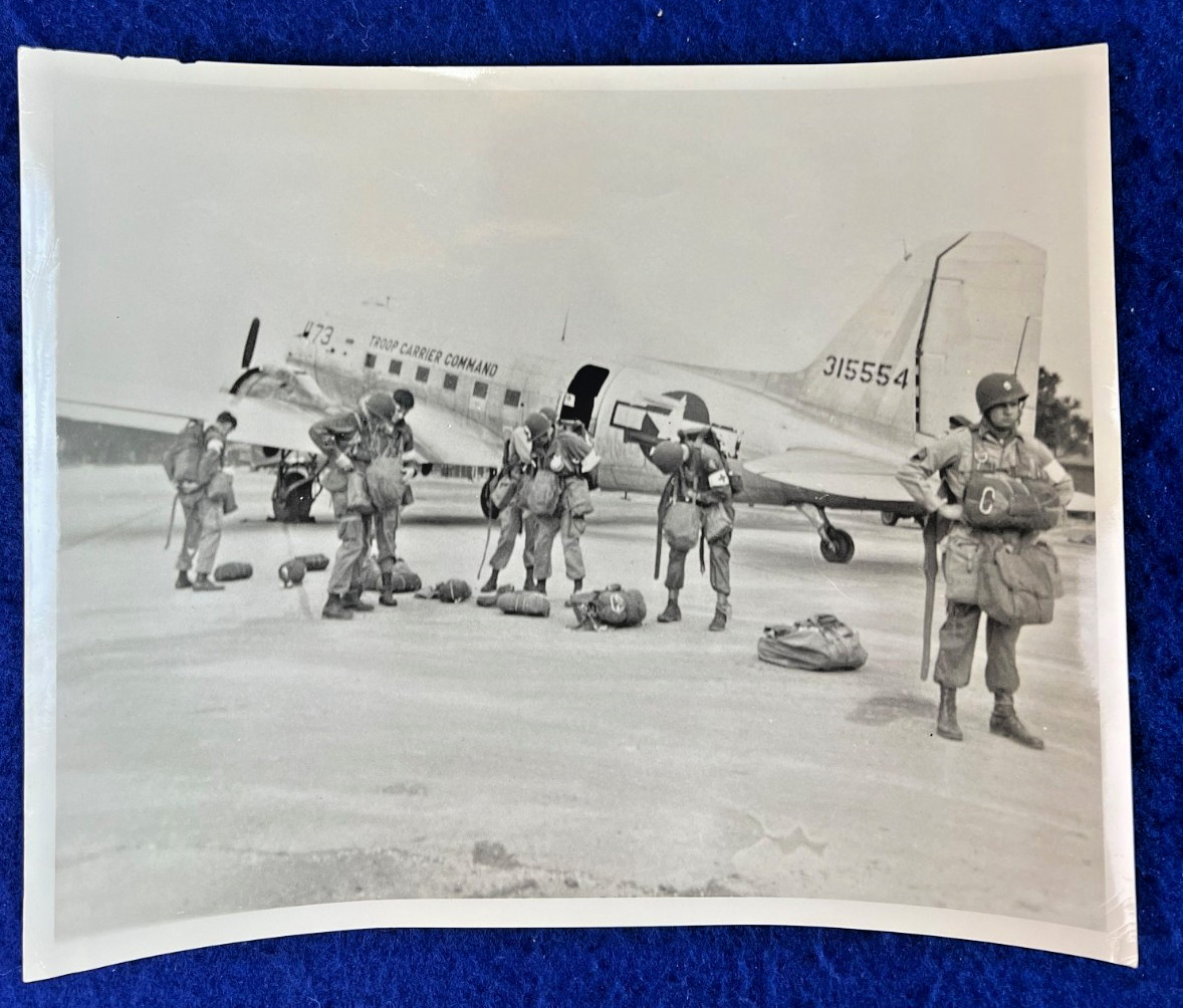 Original WWII Paratroopers Load into C-47 Italy Jump Photo 82nd Airborne