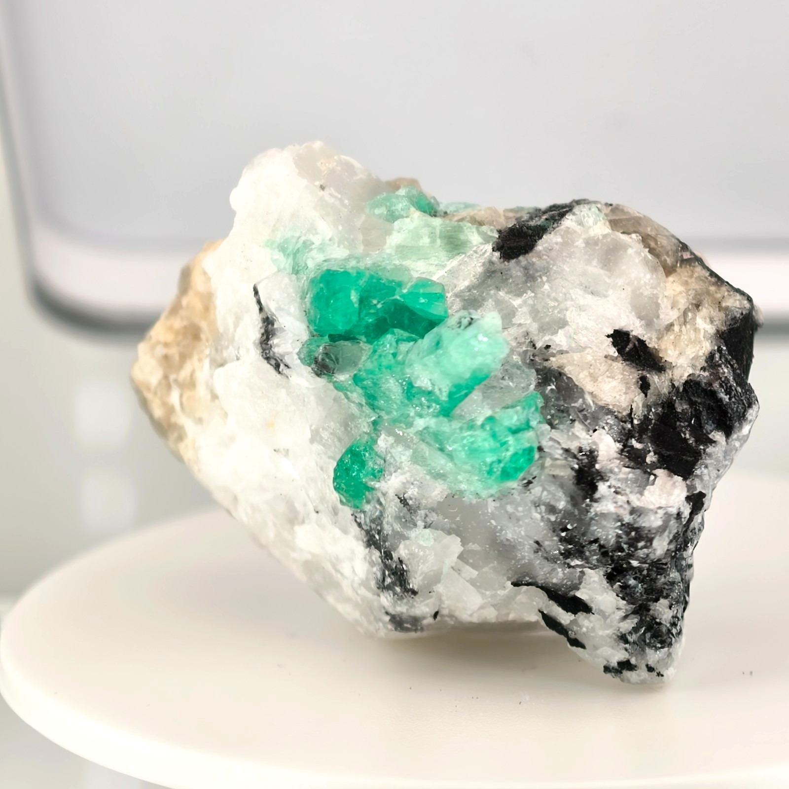 VERY CLEAR NATURAL EMERALD CRYSTAL ON MATRIX  FROM MUZO - COLOMBIA 19.1 grams