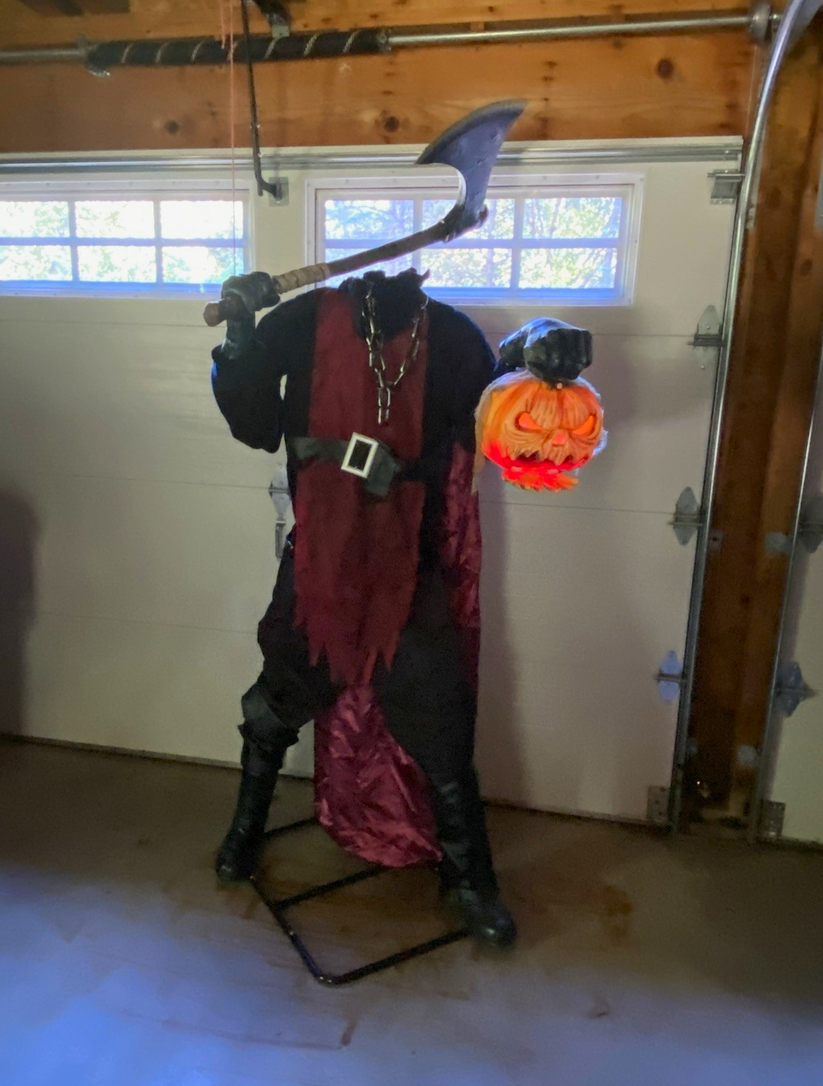 Home Accents 7.5 ft Halloween Animated LED Headless Horseman retired prop