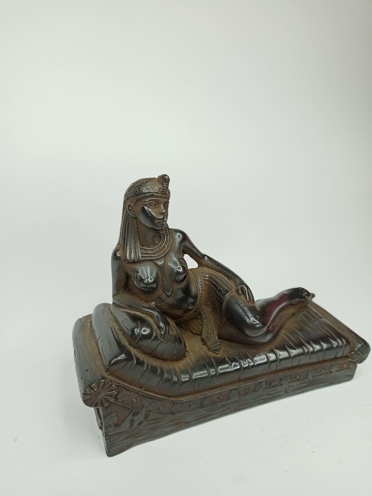 Unique ANCIENT EGYPTIAN ANTIQUE STATUE Queen Cleopatra on Sea Scarab Protection