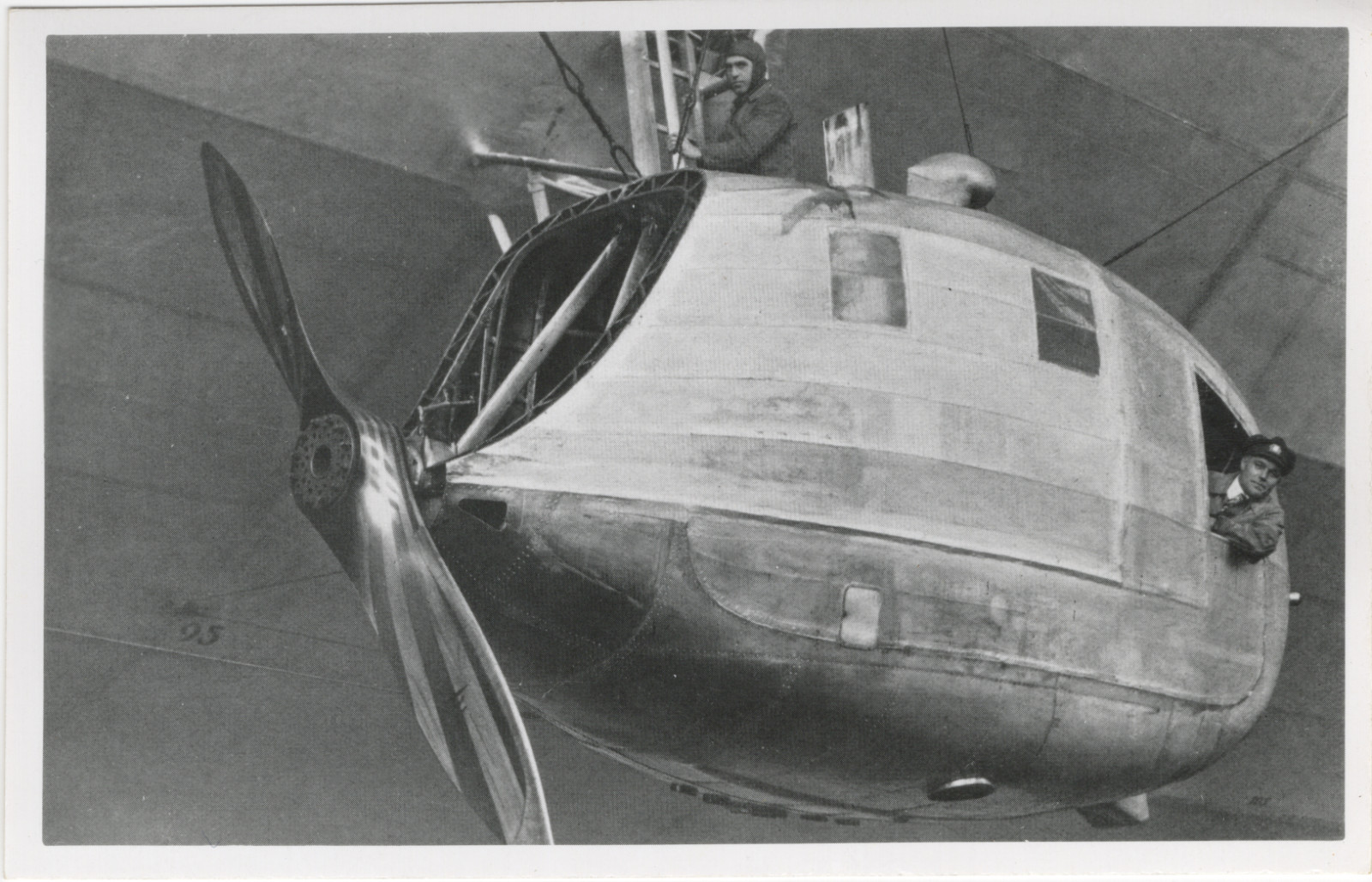 Vintage Graf Zeppelin LZ127 Airship Photo Postcard Engine Gondola Propeller