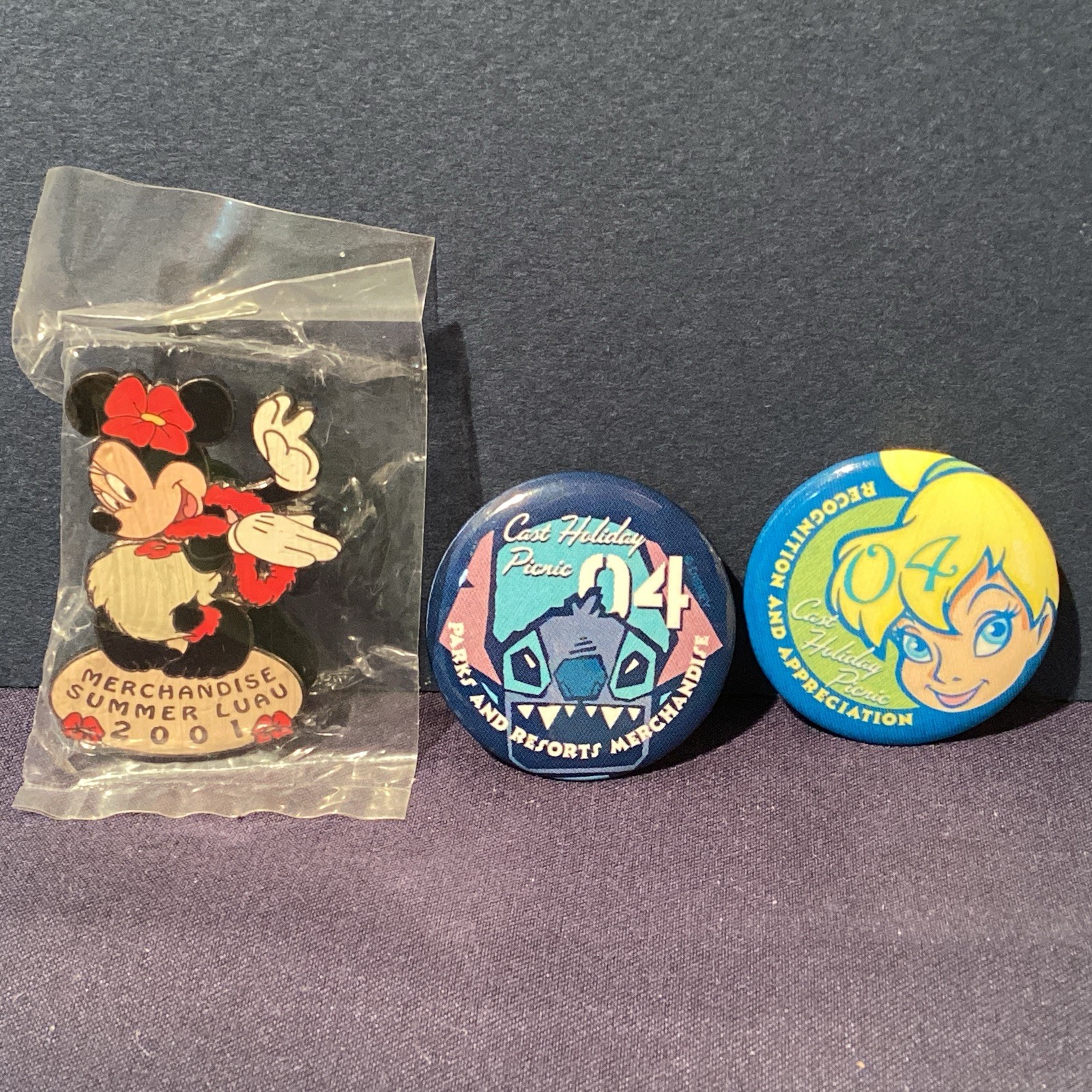 Disney Merchandise Cast Exclusive Summer Pin& Buttons RARE