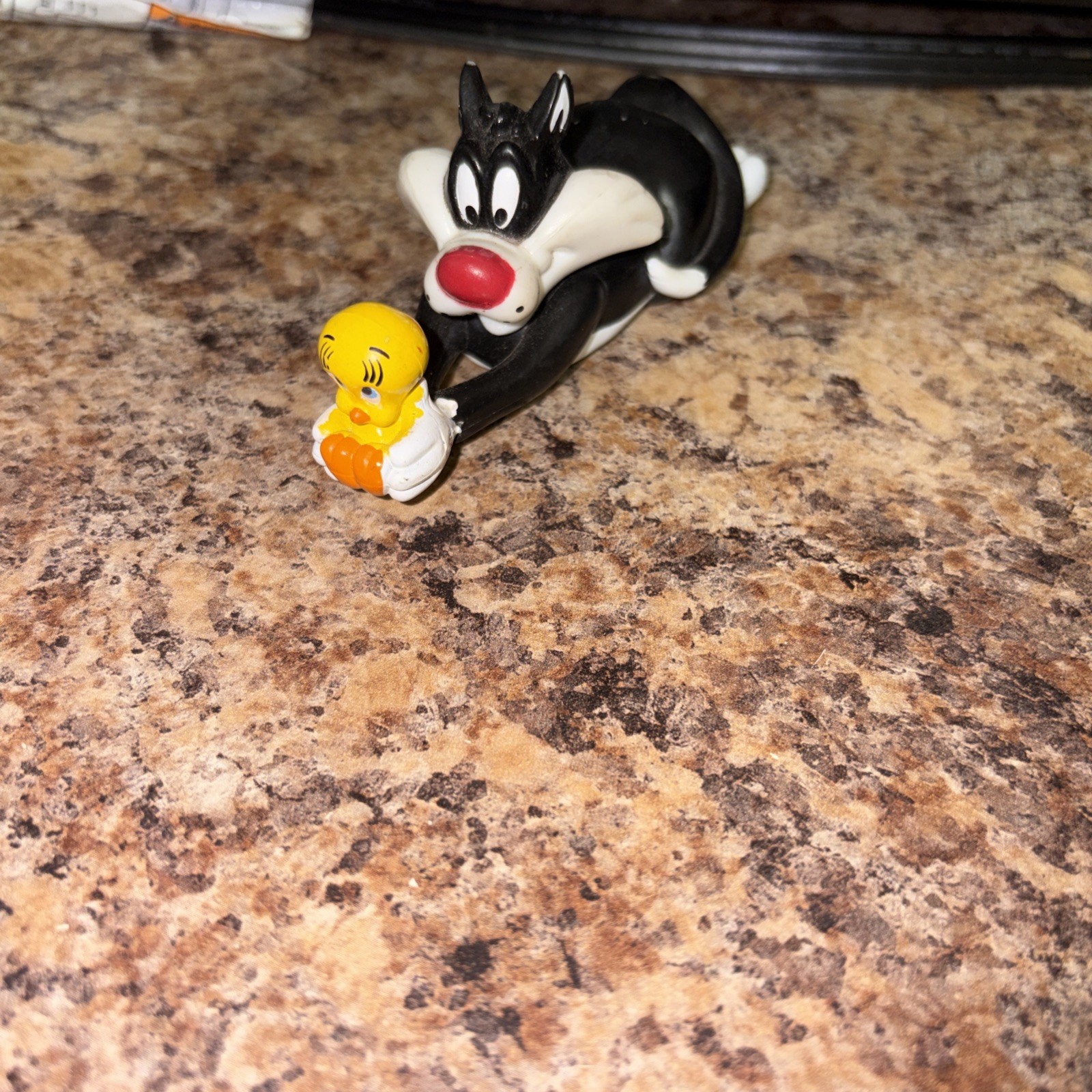 Vintage Hardee\'s Tweety Bird and Sylvester 1998 Looney Tunes