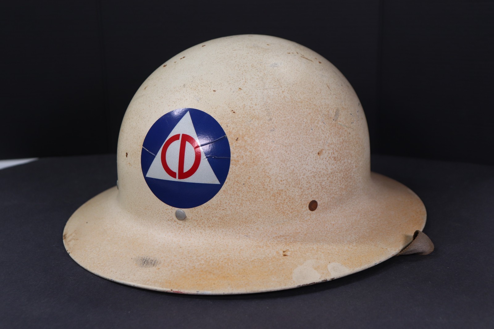 VTG WWII WW2 Civil Defense Helmet Air Raid Warden OCD Steel CD Militaria k5