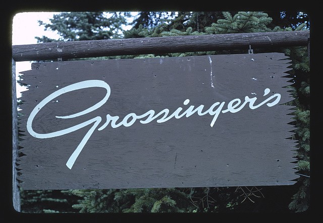 Photo:Liberty New York 1950s Grossinger's Sign Resort Hotel Signup