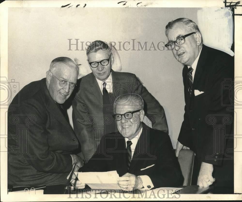 1969 Press Photo Newly Elected Officers of New Orleans Board of Trade Limited