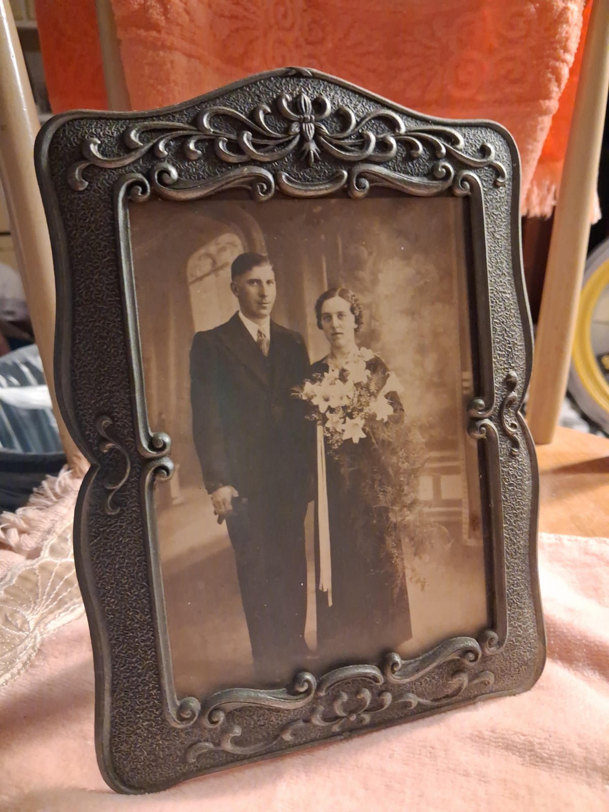 Antique Art Nouveau Embossed Metal Picture Frame Victorian Picture   GEL PHOTO