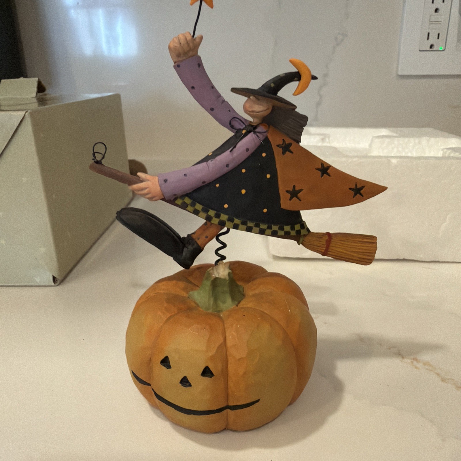Williraye Studio One Flew Over The Pumpkin Patch Witch Pumpkin Spider WW6105