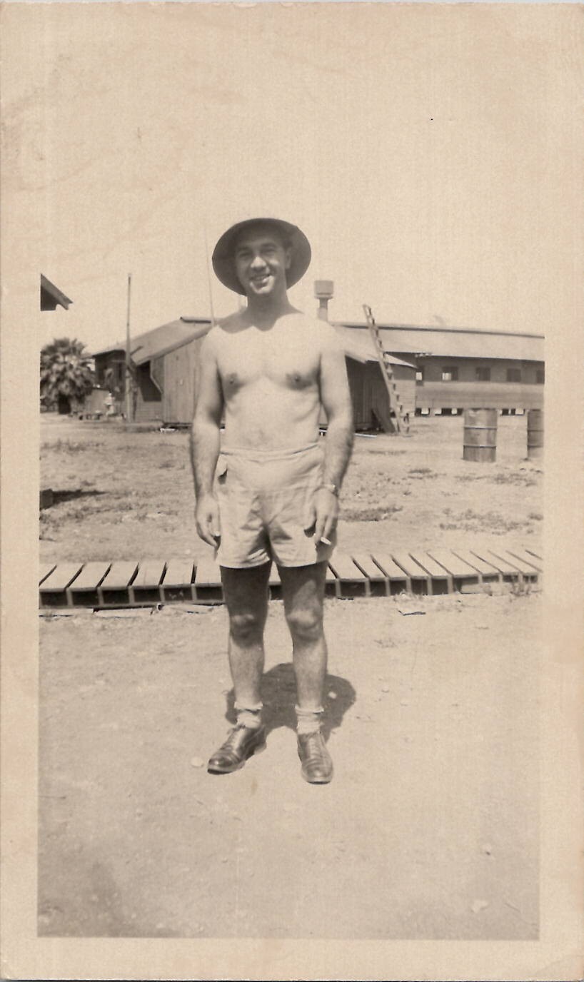 Beautiful Shirtless Beefcake Man Hairy Legs Bulge 1940s Vintage Photo Gay Int