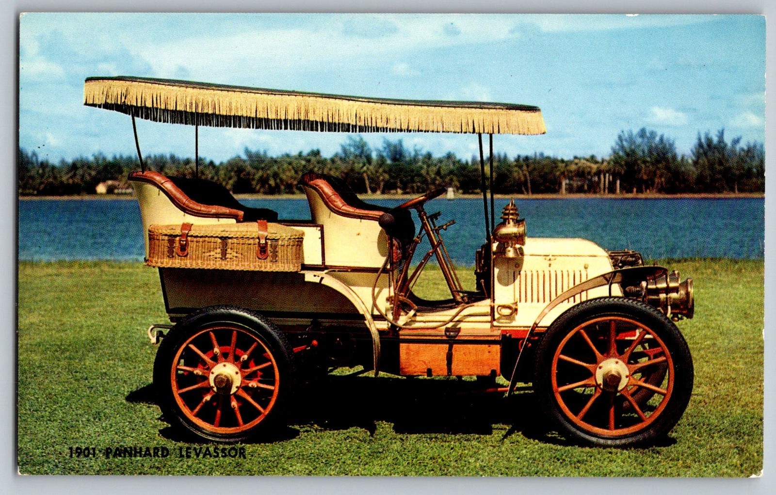 Postcard - 1901 Panhard Levassor
