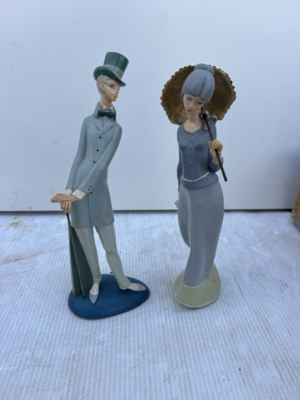 Lladro Figurine Men And Women Retired