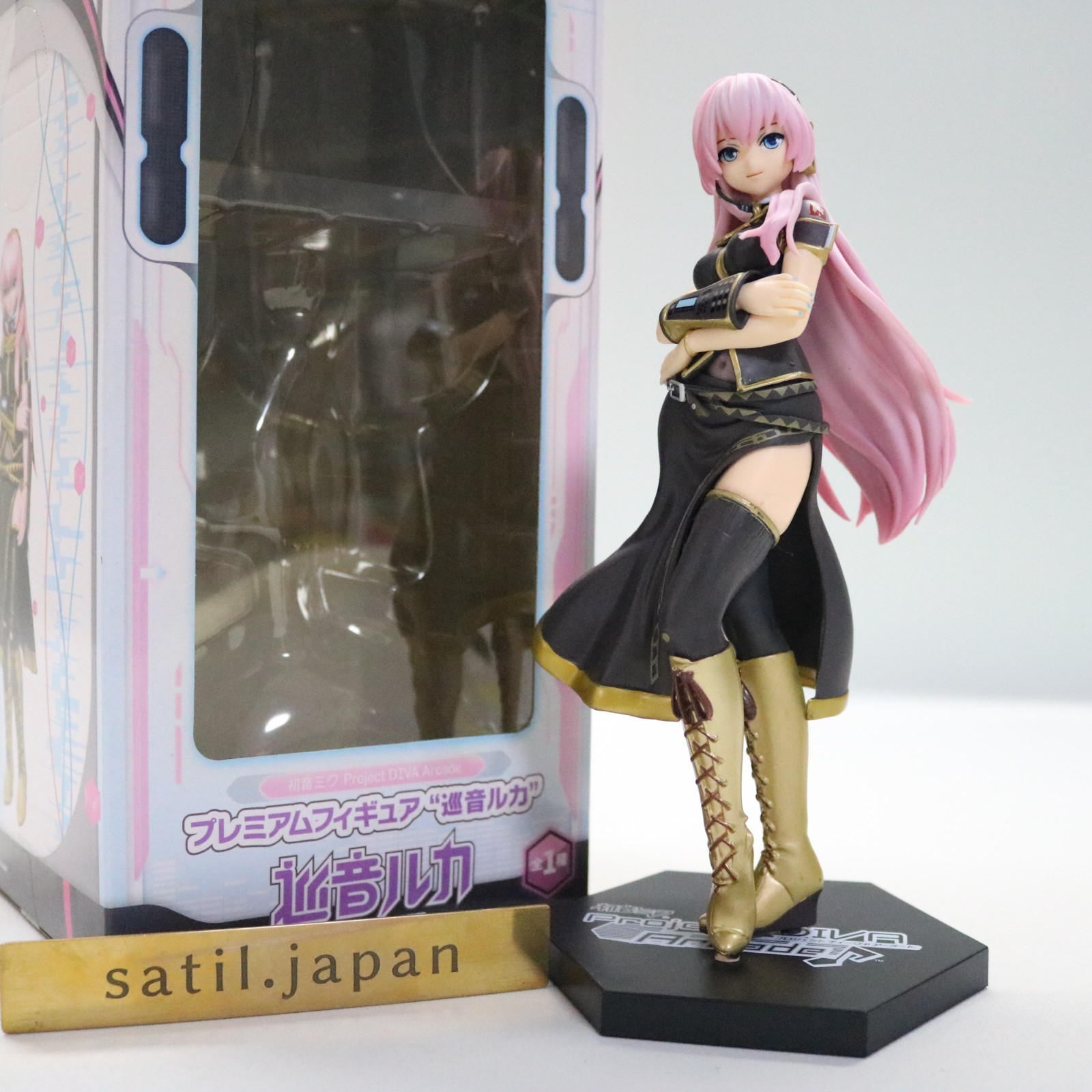 [USED] SEGA Project DIVA Arcade Future Tone Megurine Luka Super Premium Figure