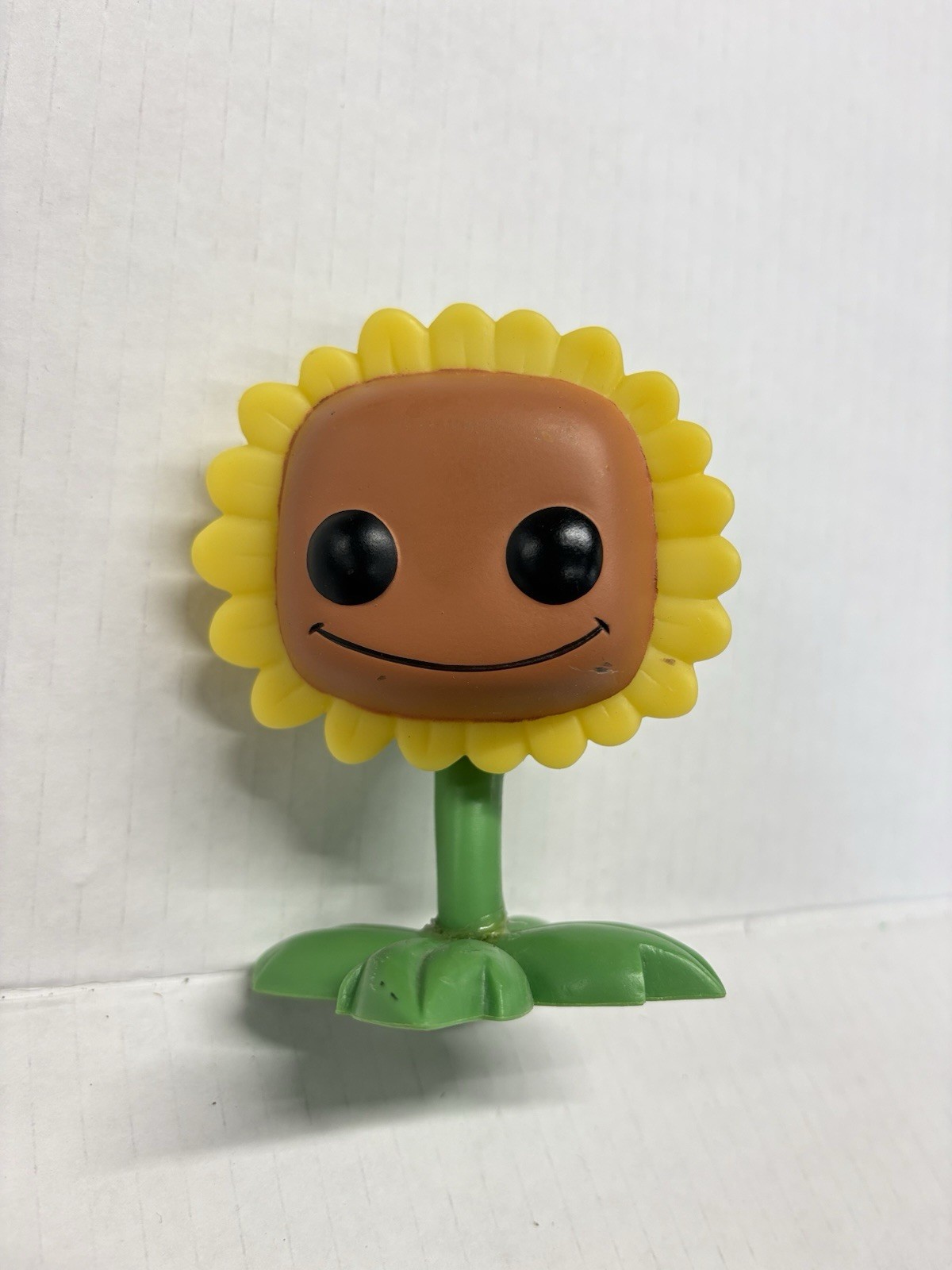 Funko Pop Plants vs Zombies Sunflower (Loose No Box) Has Been Repaired