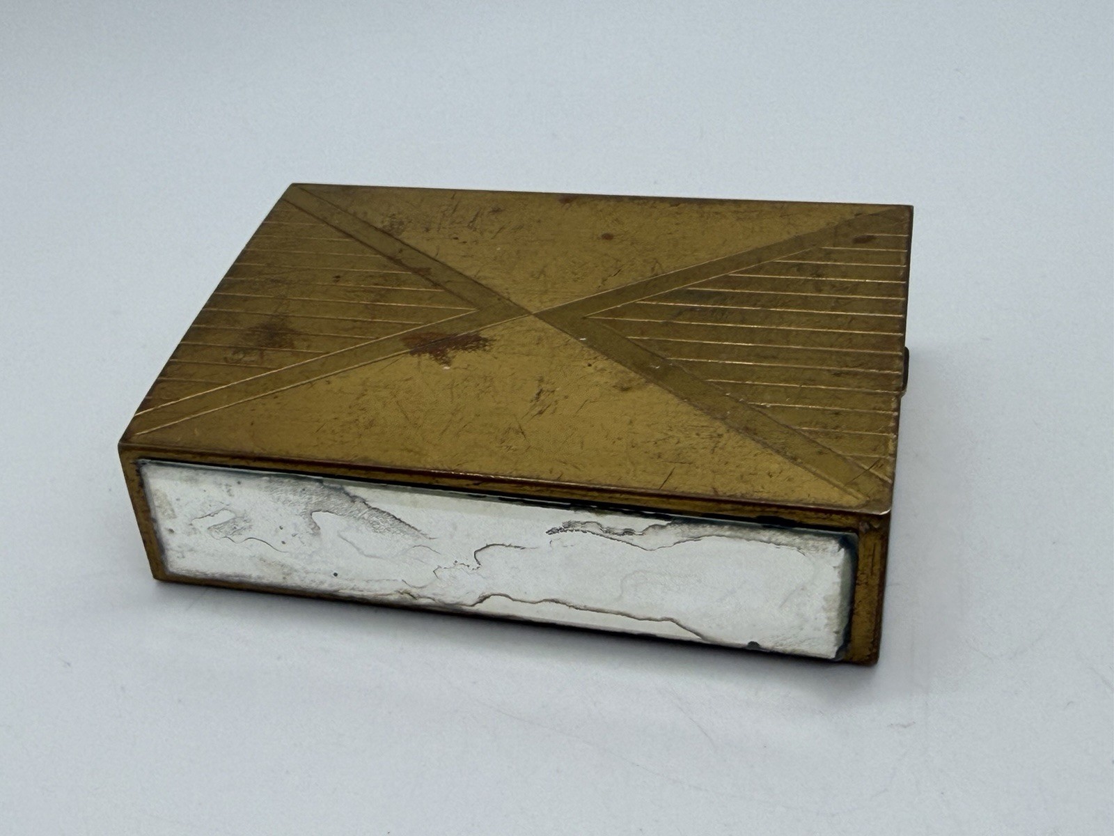 Vintage 1940\'s Zell Fifth Avenue Gold Tone Powder Compact Drawer Design