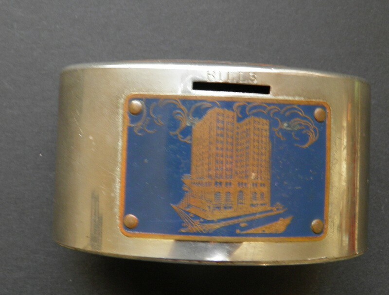 National savings Bank Piggy Bank Earl Service, Melrose, Mass no key Albany 1868