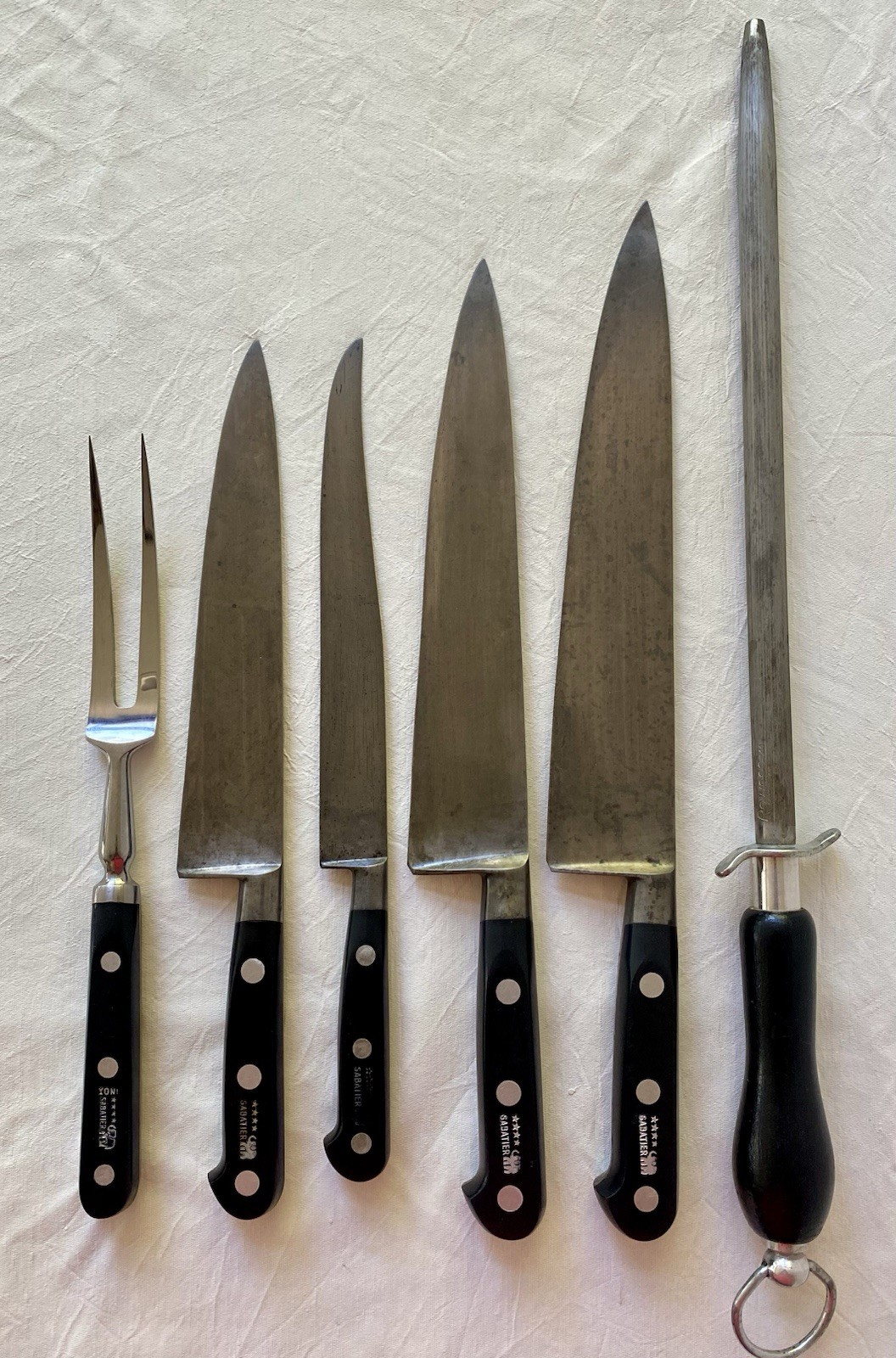 6PC Vtg SABATIER Thiers Issard Knife Set 10”-9”-Filet+ More Carbon Steel 4 Stars