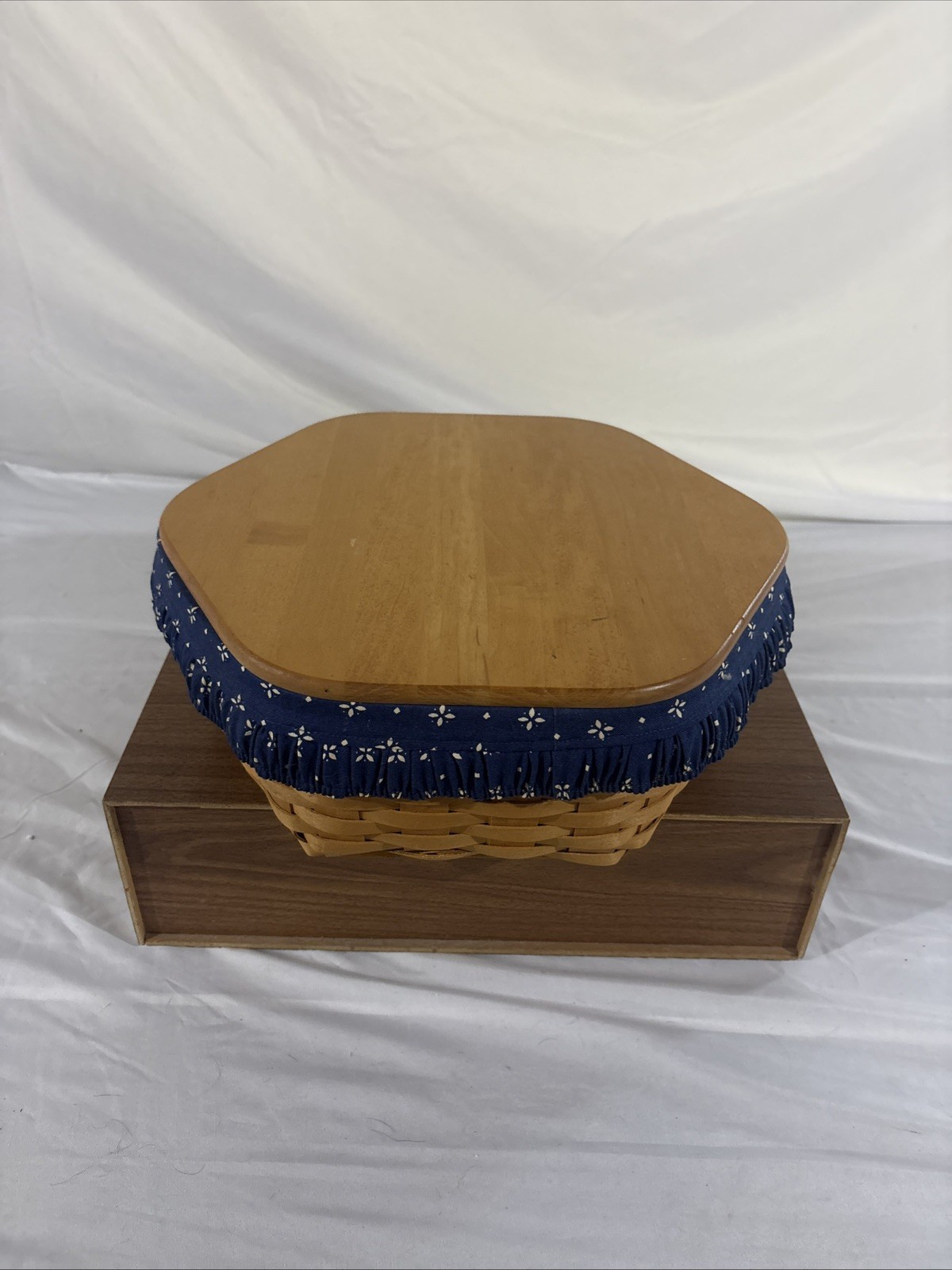 Vintage 1998 Longaberger 14” Generations Basket with Lid, Protector and Liner