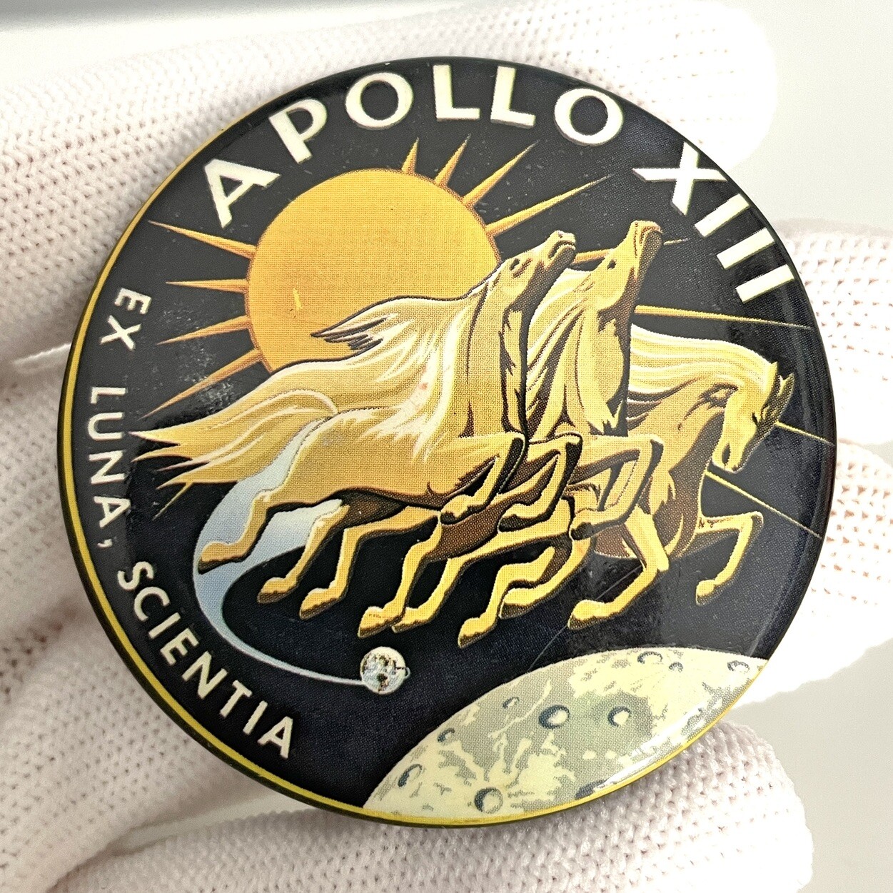 VERY RARE Apollo 13 Mission Button Pinback 2” Original NASA 1970
