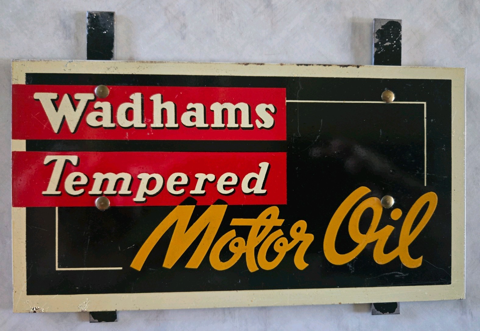 Vintage Milwaukee Wadhams Motor Oil & Lubricant 1930\'s Metal Advertising Sign 