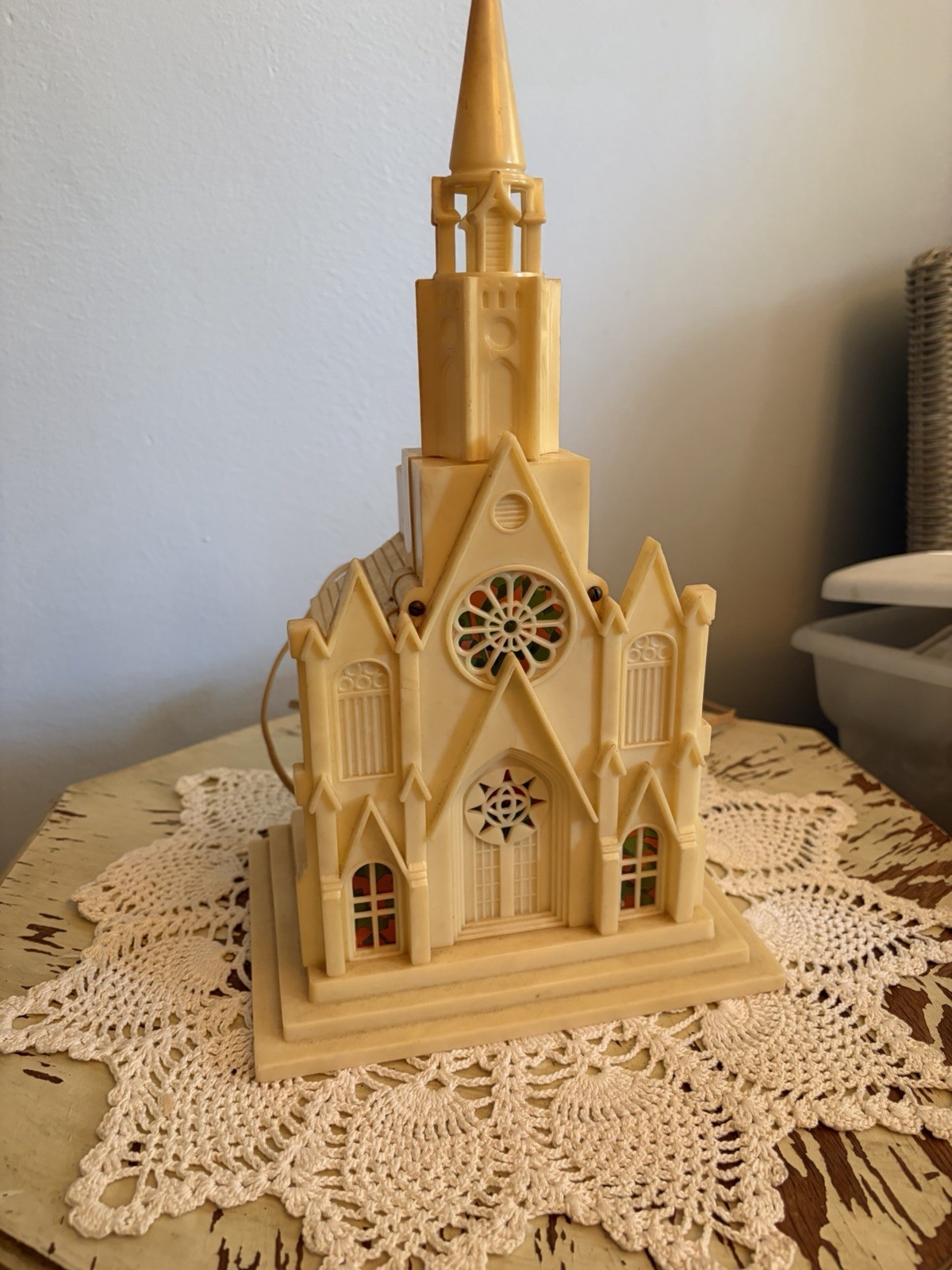 Vintage 1950s Raylite lighted musical cathedral church