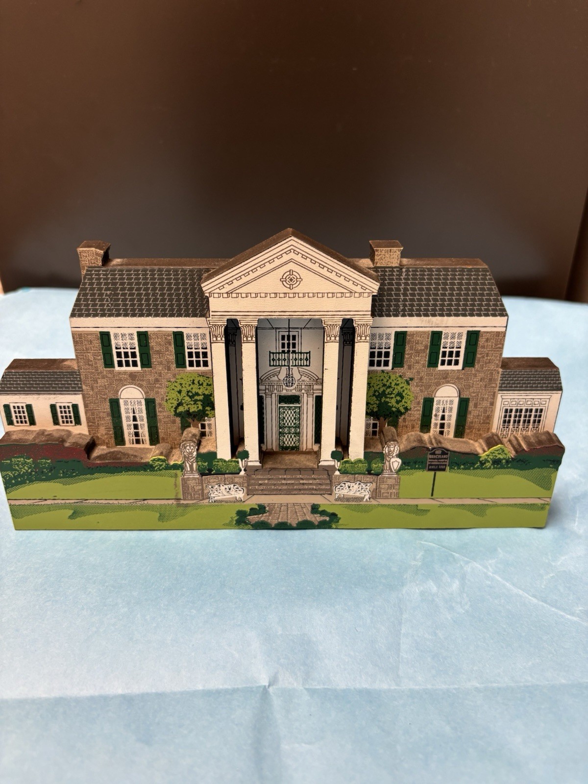 Shelia's Collectibles -GRACELAND MANSION 1999- ELVIS PRESLEY - MEMPHIS