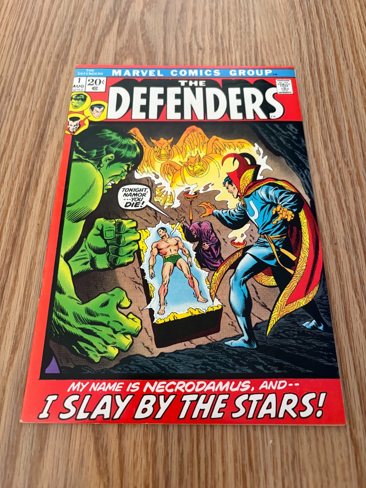 Defenders  1  VF/NM  9.0  High Grade  Incredible Hulk Doctor Strange Sub-Mariner