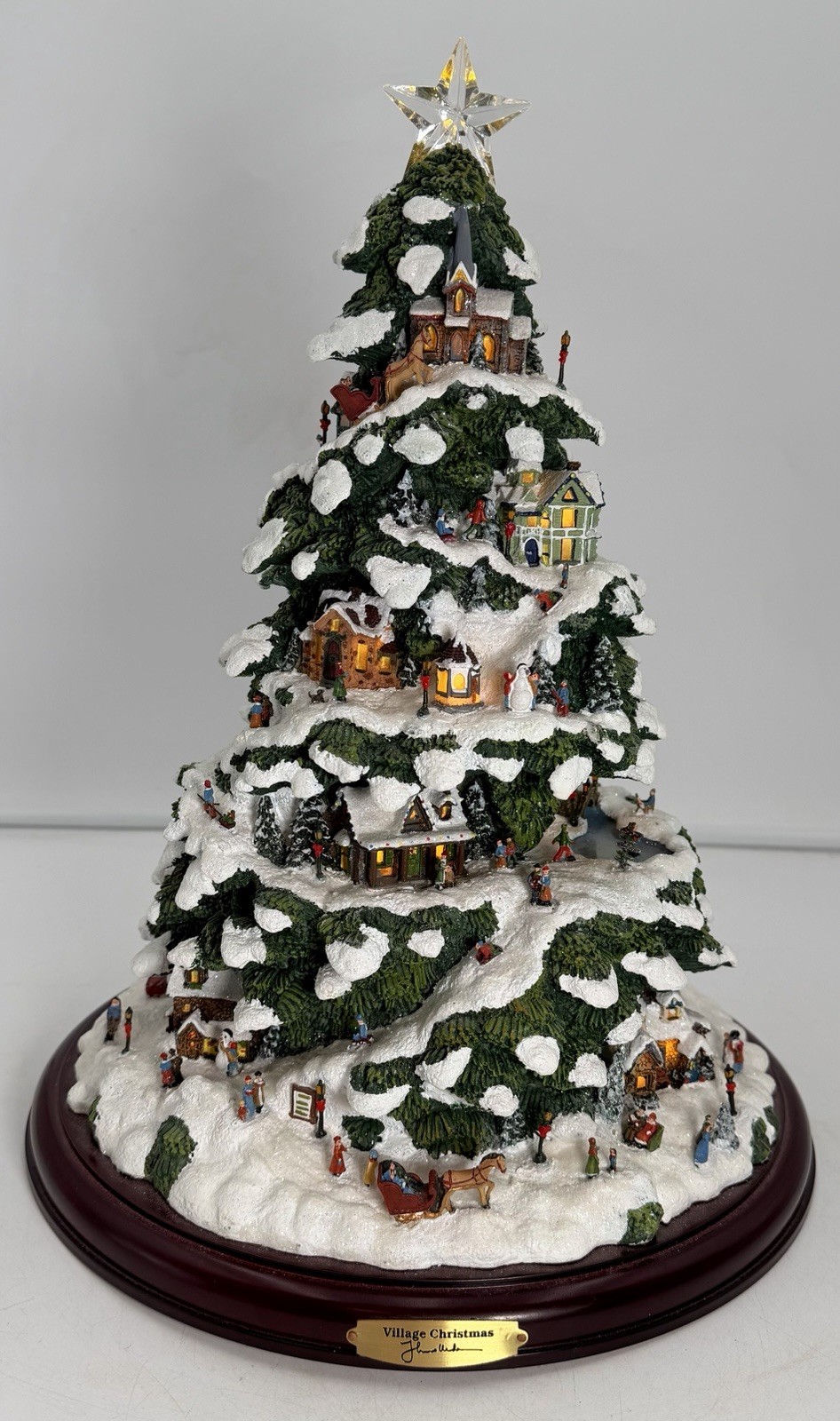 Thomas Kinkade Village Christmas Tree Lighted 15\