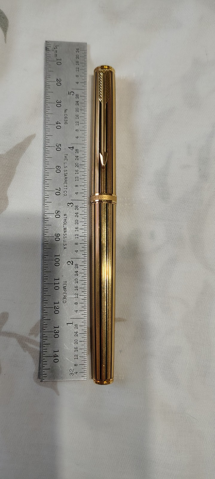 Parker Premier Athens Gold Plated fountain Pen 18k Gold Fine Point Nib France 