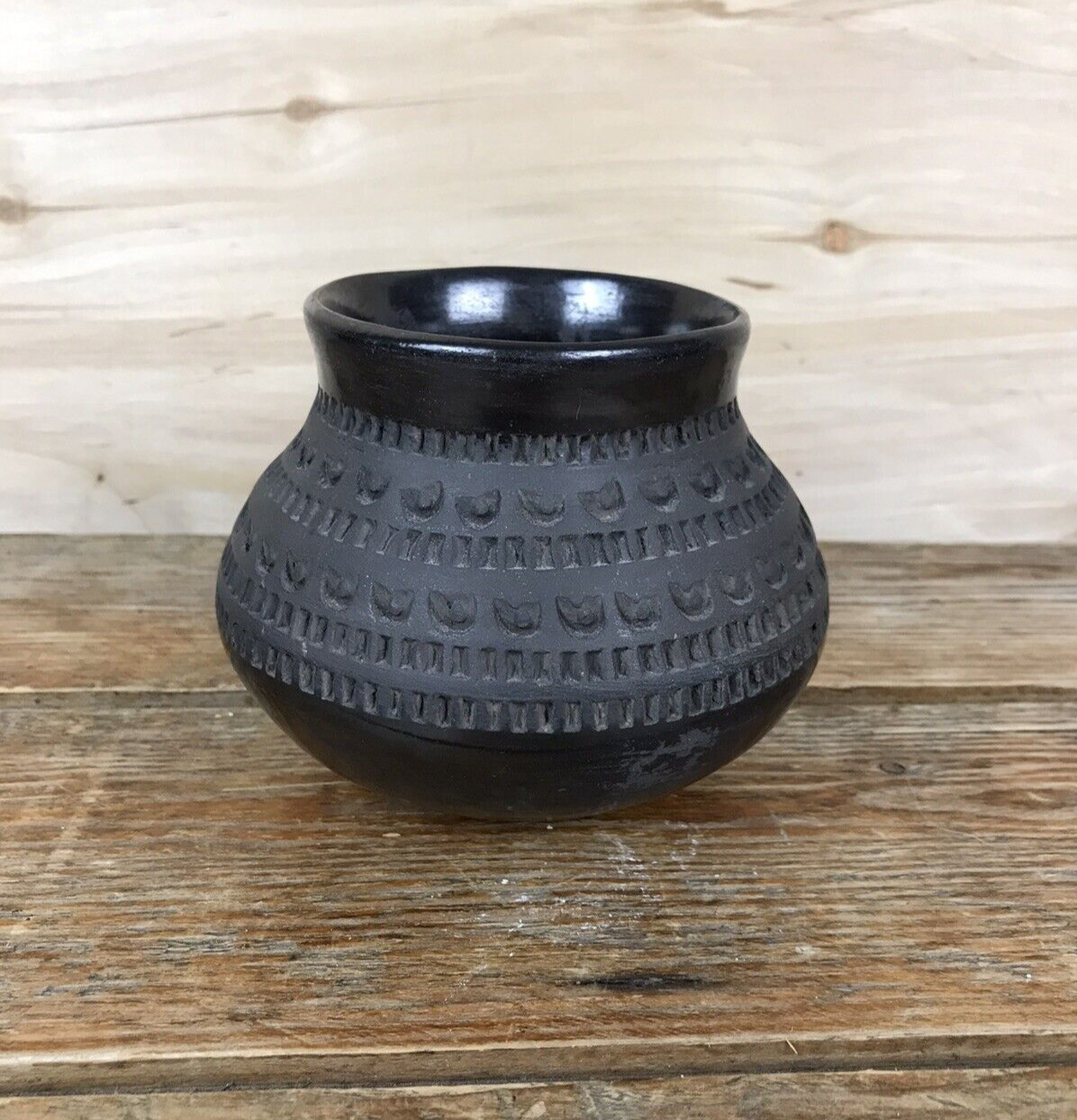 Mata Ortiz Mexican Pottery Black Ware Etched 5\