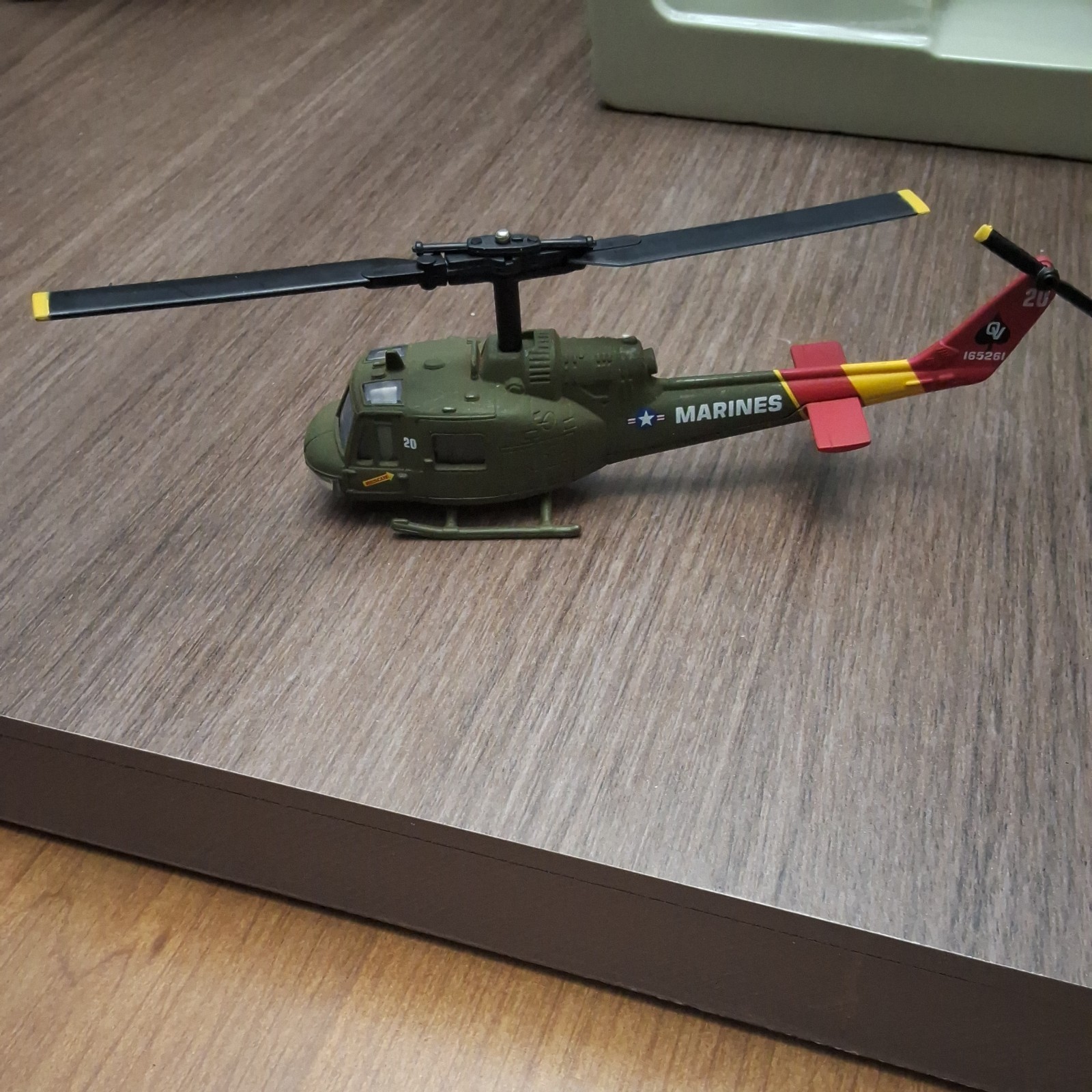 2005 Corgi Fighting Machines Marines Helicopter. Die Cast. New In The Box