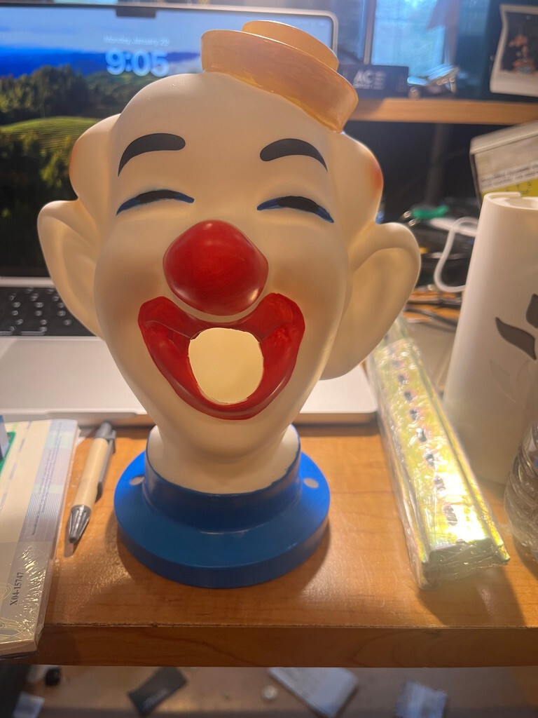 Clown Head Water Shooting Game. Shooting Star Action Rides