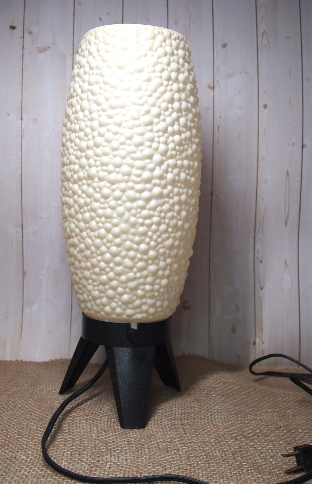 Vtg MCM Beehive Table Lamp Bubble Plastic tripod Lamp 1960\'s