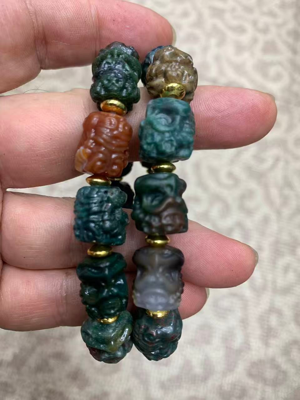2Pcs Tibetan Natural Agate Dzi Hand Carved *Hawk King* Beads Bracelets