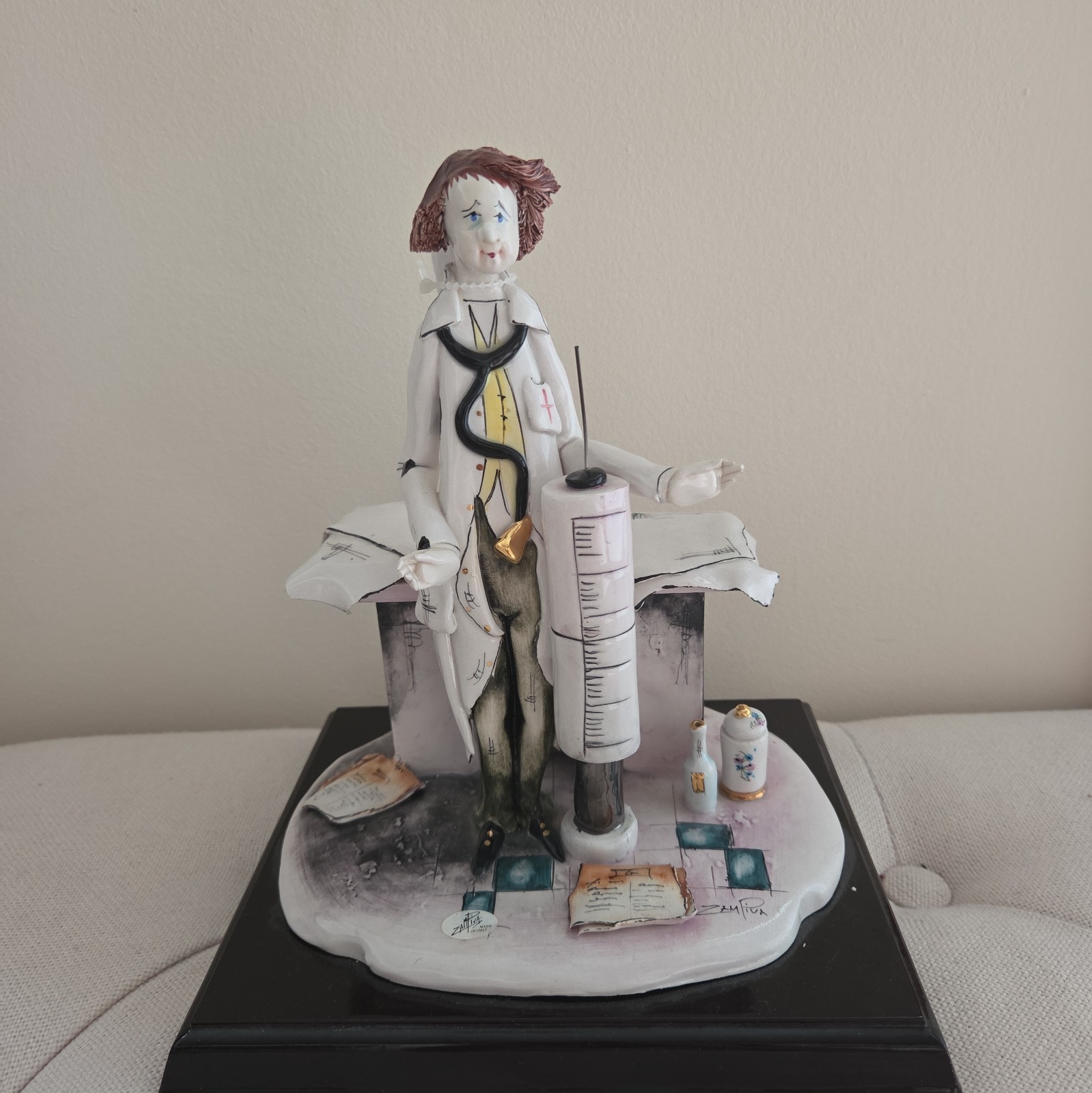 VINTAGE LINO ZAMPIVA ITALY HANDCRAFTED ART POTTERY DOCTOR  FIGURINE