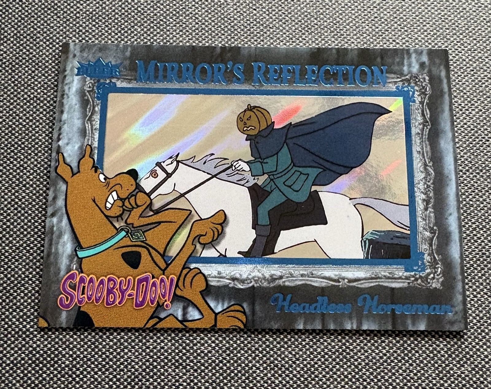 2025 Fleer Scooby-Doo MIRROR’s REFLECTION MR-35 HEADLESS HORSEMAN