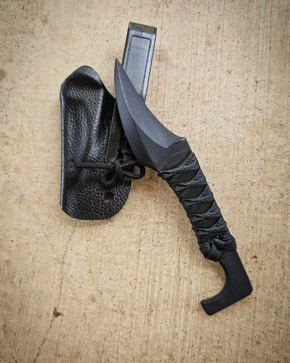 Revenant Corps Talon V2 Fixed Knife 3\