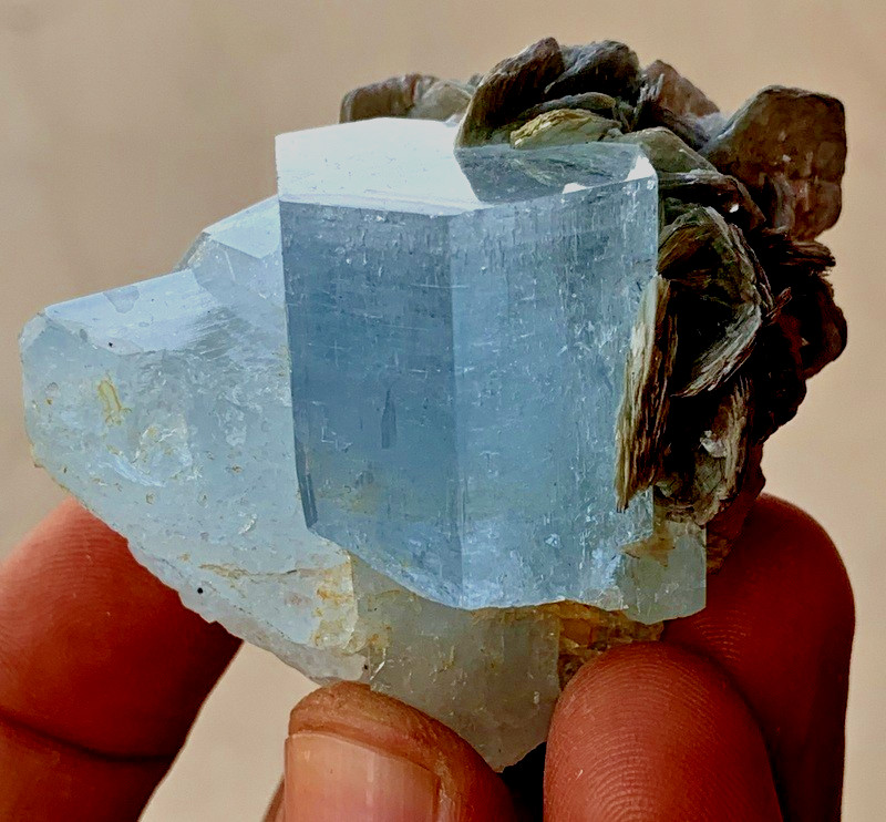500 Carats Aquamarine Crystal Specimen from Nager  pakistan