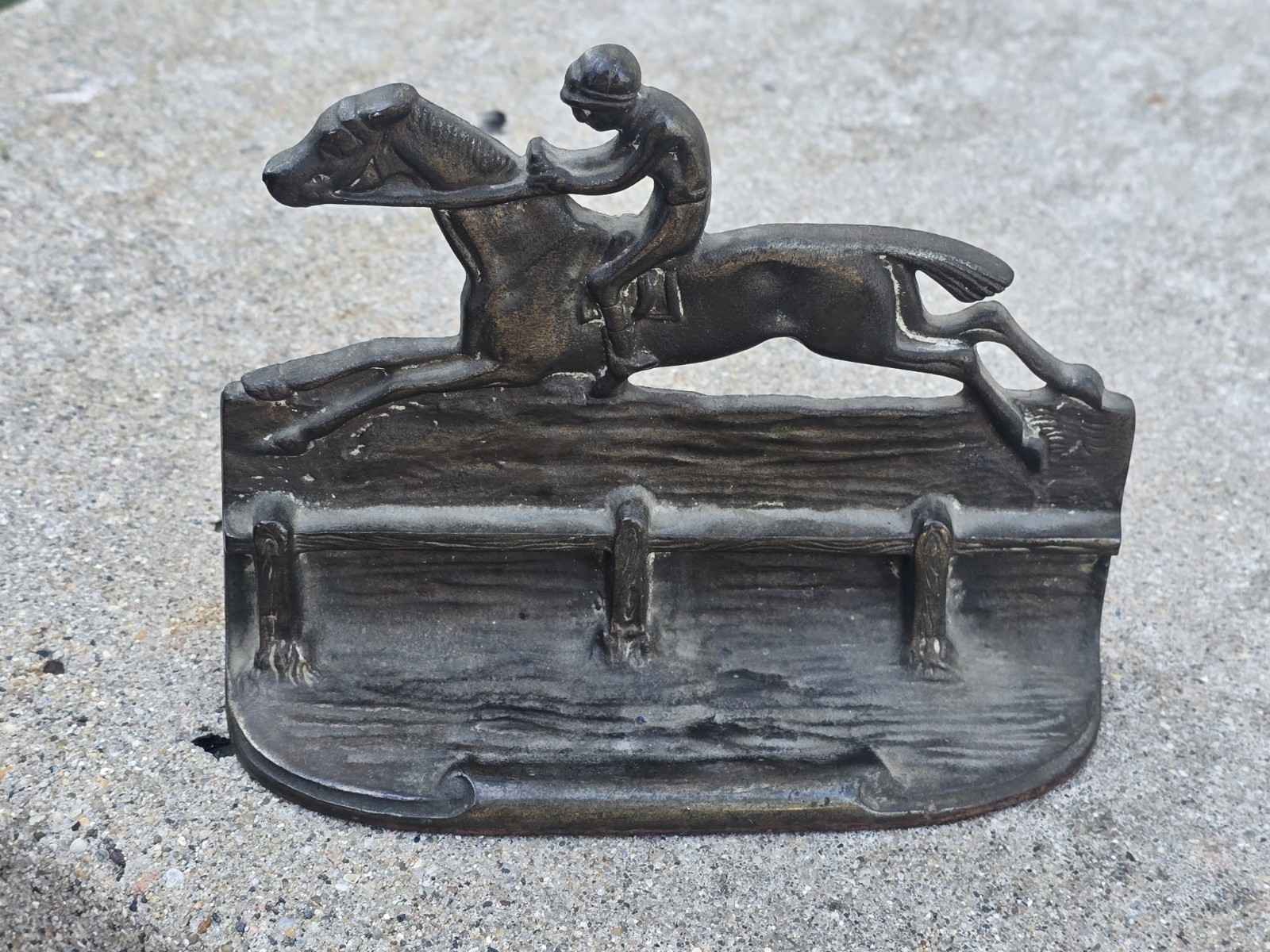 ANTIQUE #S220 BRASS EQUESTRIAN HORSE TRACK JOCKEY RACING BOOKEND 