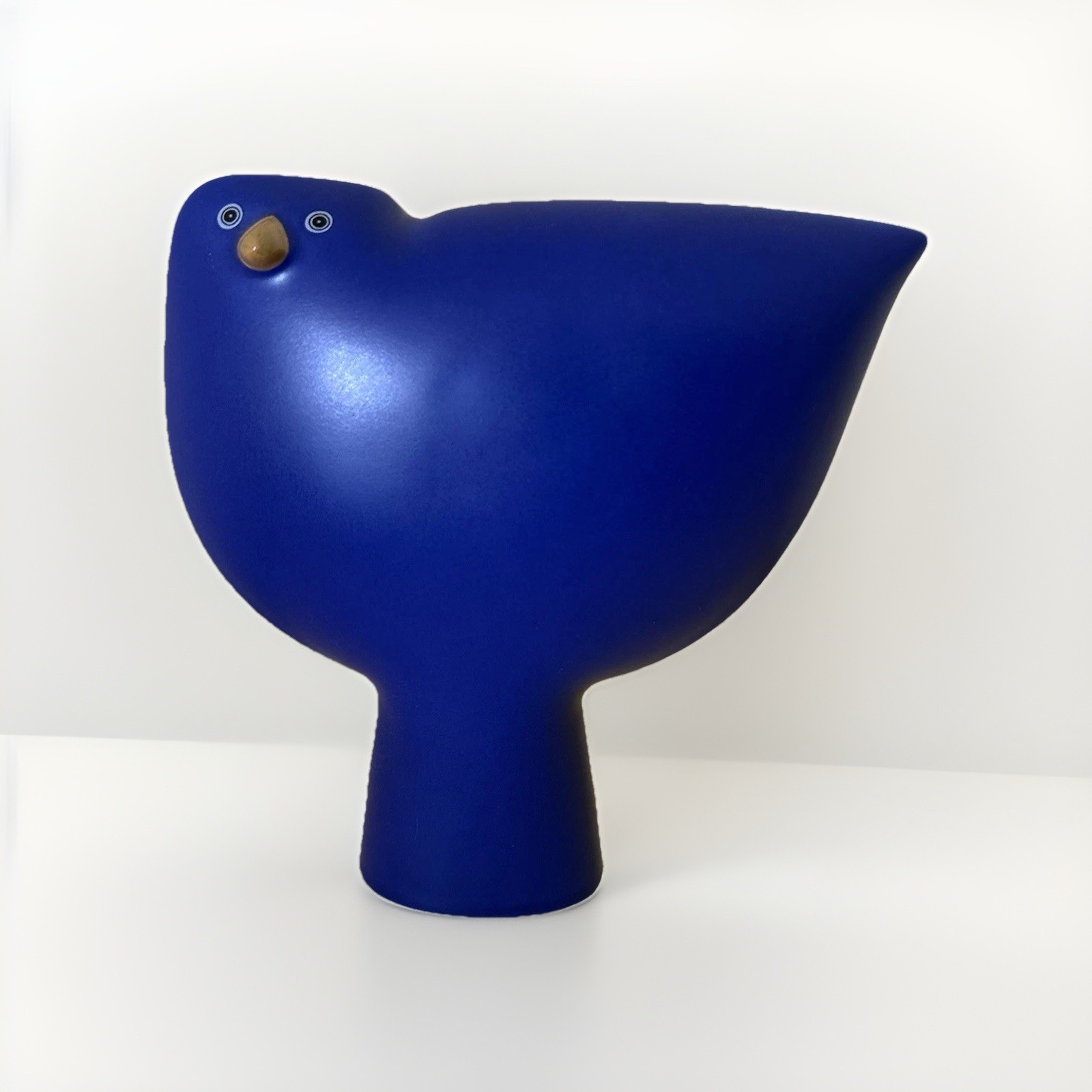 Howard Smith  Arabia Finland Blue Bird Ceramic Figurine Parvi Flock  TIMO 8.5