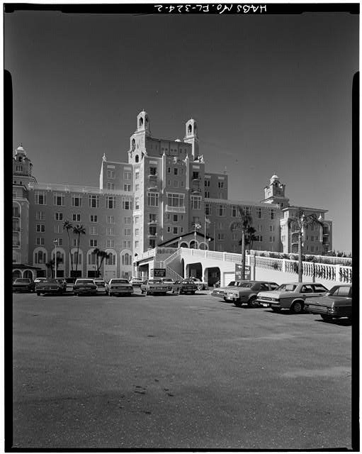 Photo:Saint Petersburg FL Don CeSar Hotel 1930s East Front View Cars