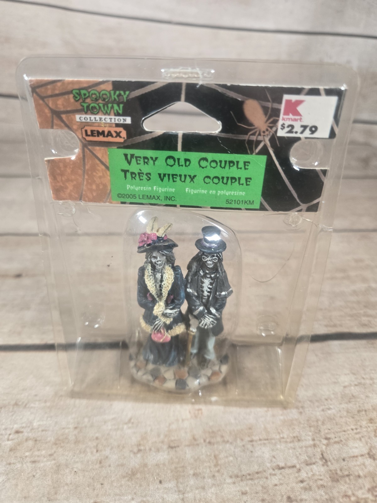 Lemax Spooky Town Collection Very Old Couple #5210 Retired