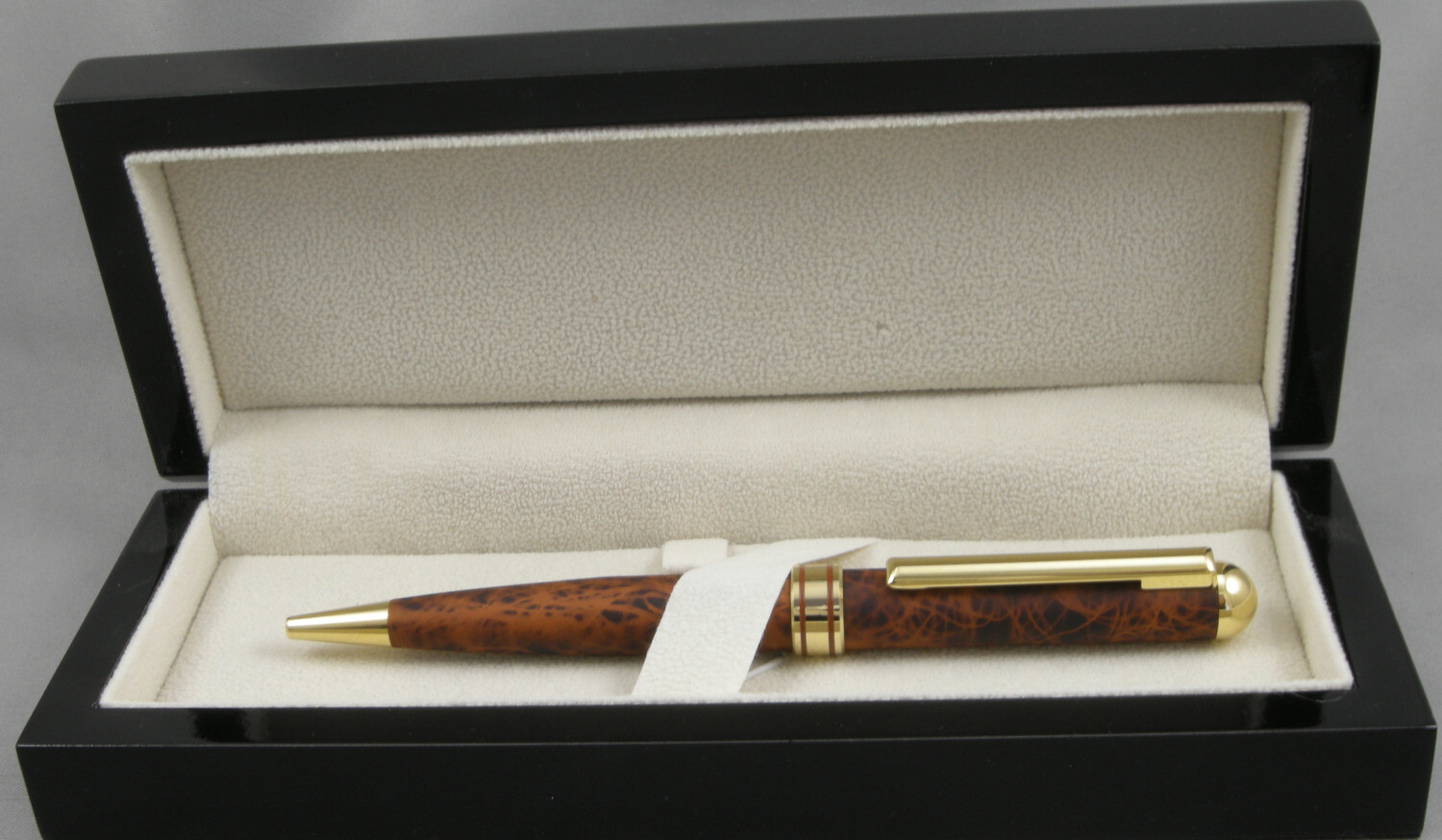 Piper by Ferrari da Varese Thuya Lacquer & Gold Large Ballpoint Pen -New Germany