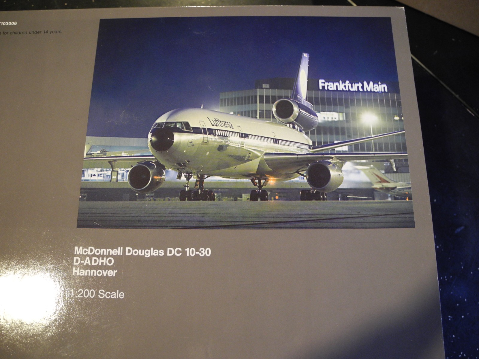 Extremely RARE Inflight McDonnel Douglas DC-10 LUFTHANSA, Hard to Find 1:200