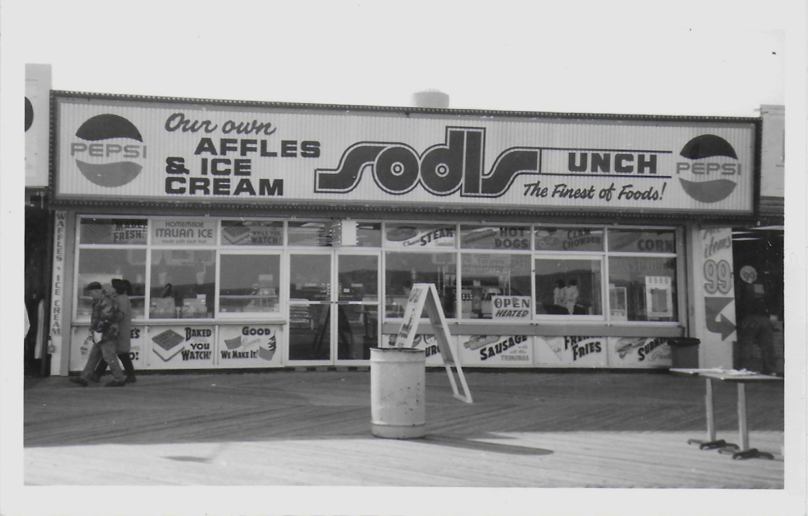 SEASIDE HEIGHTS New Jersey RPPC - SODL\'S LUNCH - PEPSI COLA / ICE CREAM WAFFLES