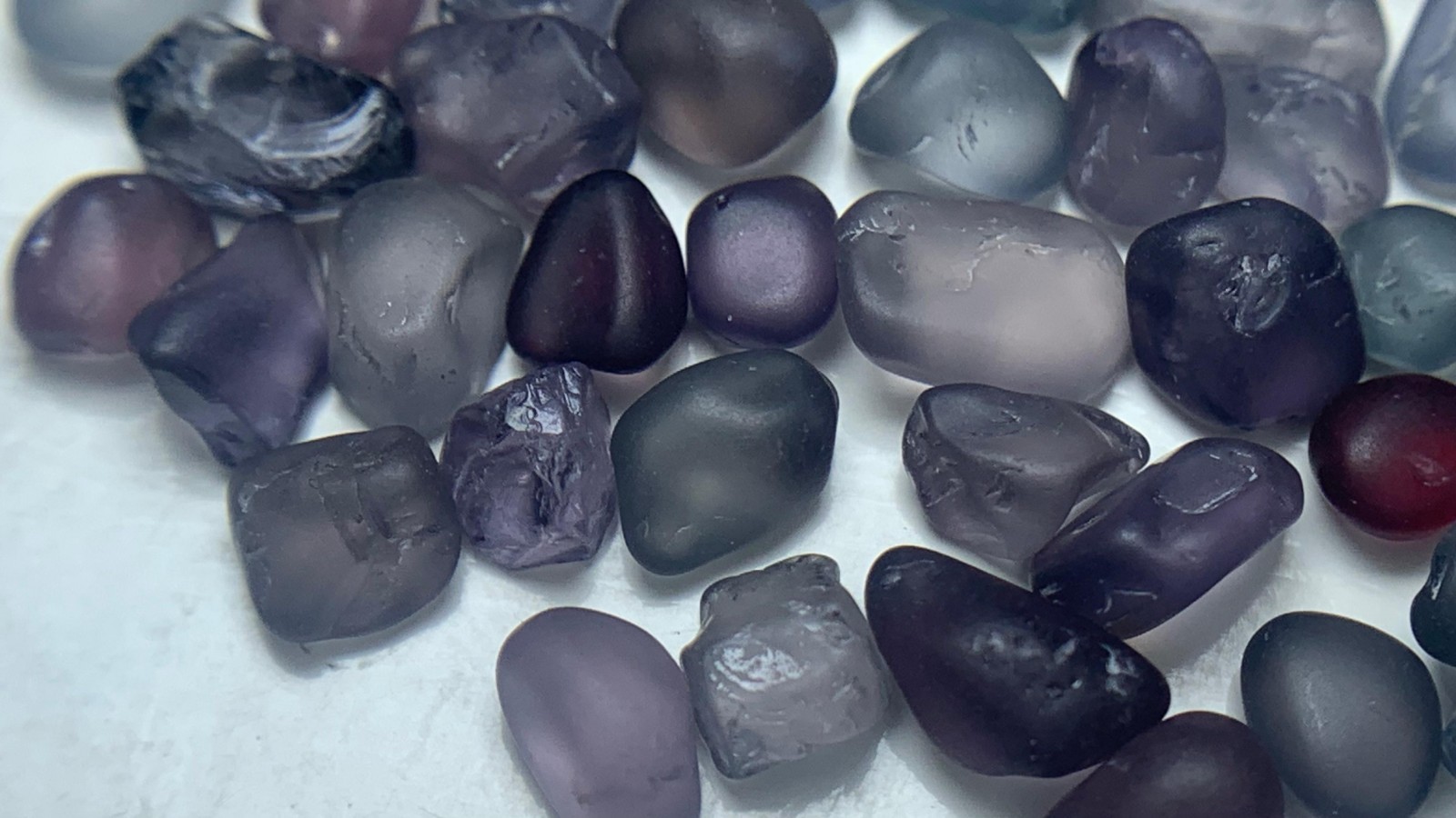 19.30 Carats Gorgeous Multi Spinel Colour Facet Grade Rough Spinel Lot 