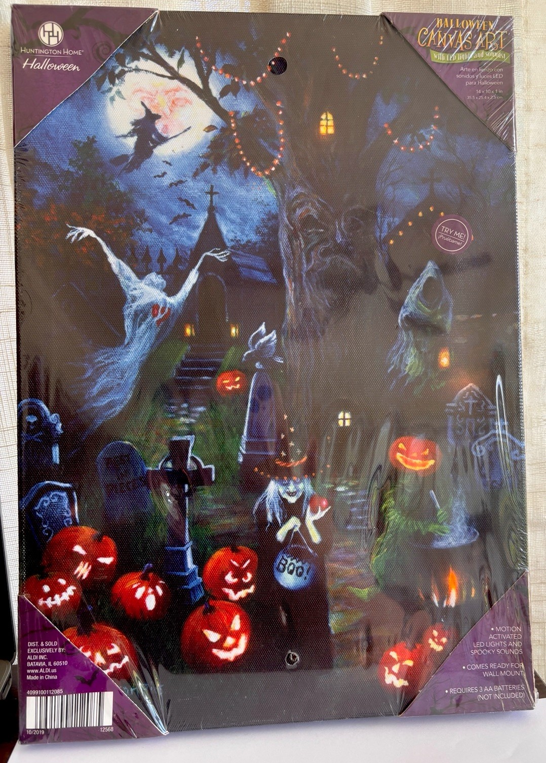 Huntington Home Halloween Haunted House LED Light Sound Canvas Art 2019 ALDI