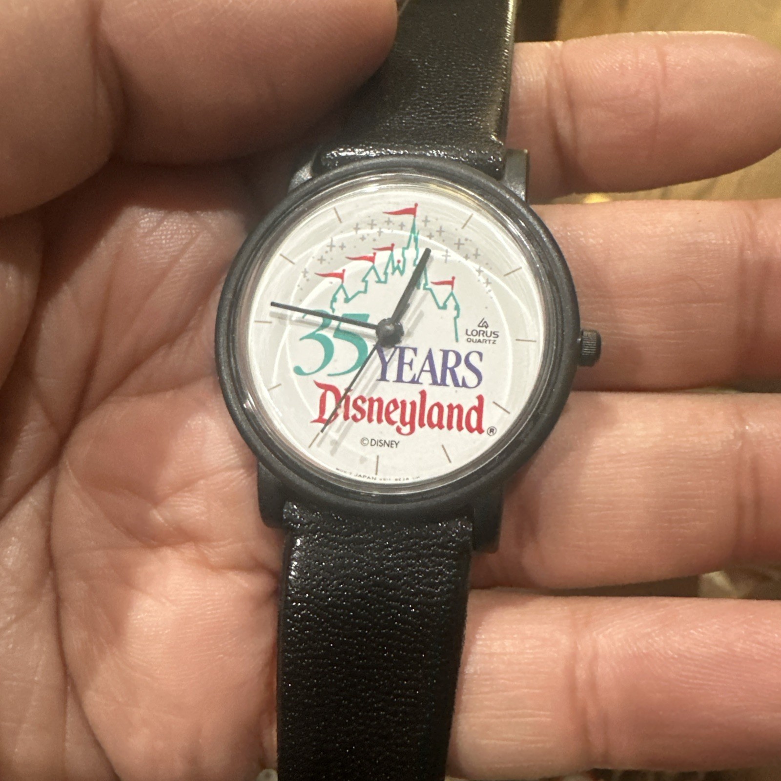 Working Vintage Disney 35 Years Disneyland  Lorus Watch 34mm Mint Condition 7.5”